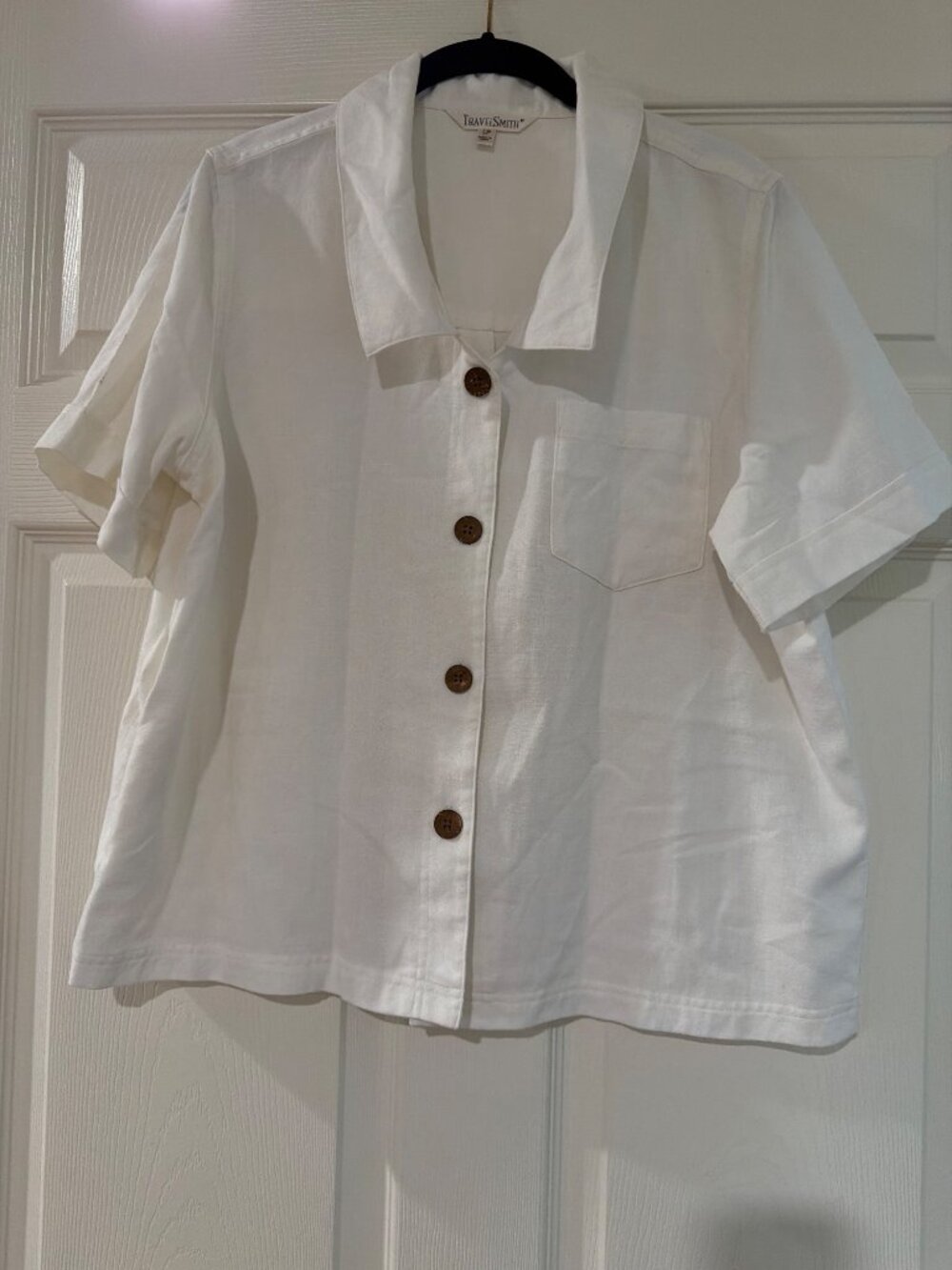TravelSmith Womens White Short-Sleeve Button-Down Shirt With Front Pocket LP
